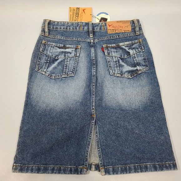 VIA DUTTUS 20" Brazilian Denim Blue Jean Skirt Womens Size 2 NWT - Picture 2 of 11